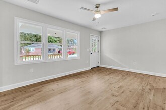 30 Guerry Cir in Goose Creek, SC - Building Photo - Building Photo