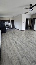 884 Rd 3550 in Cleveland, TX - Building Photo - Building Photo