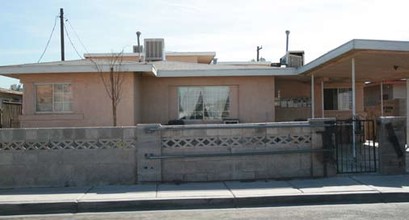 409 W Adams Ave in Las Vegas, NV - Building Photo - Building Photo