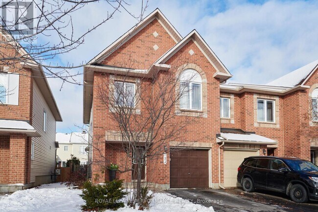 622 Louis Toscano Dr in Ottawa, ON - Building Photo - Building Photo
