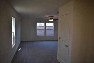 4049 Cinnabar Ave in Merced, CA - Building Photo - Building Photo