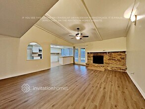 6813 Curry Dr in The Colony, TX - Building Photo - Building Photo