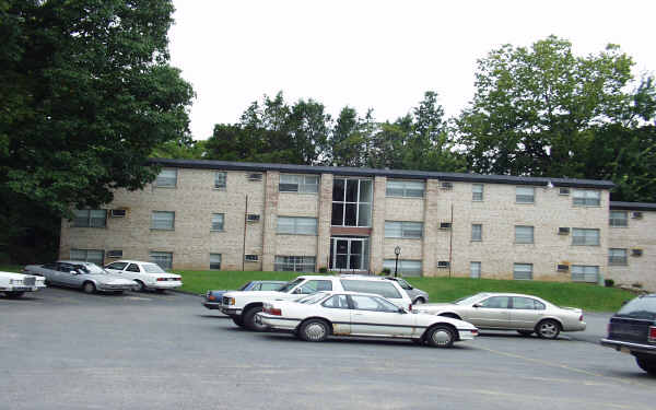The Courtyard of Oakley in Cincinnati, OH - Foto de edificio - Building Photo
