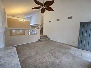 10140 Heron Island Ave in Las Vegas, NV - Building Photo - Building Photo
