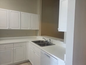 331 NE 24th Ave in Cape Coral, FL - Building Photo - Building Photo