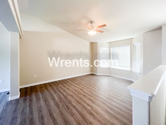 1726 W Rain Ln in Spokane, WA - Building Photo - Building Photo