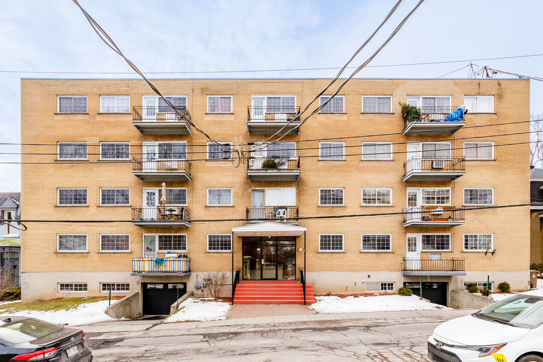 147 17E Av in Lachine, QC - Building Photo