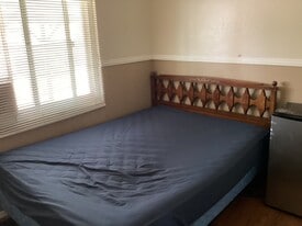 1137 E 37th St in San Bernardino, CA - Building Photo