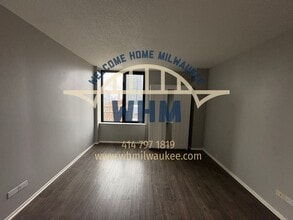 929 N Astor St in Milwaukee, WI - Building Photo - Building Photo