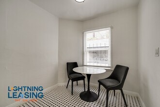 755 Normandie Ave in Los Angeles, CA - Building Photo - Building Photo