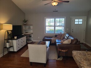 421 Ridgeway Dr in Sneads Ferry, NC - Building Photo - Building Photo