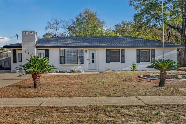 property at 420 Paradise Rd