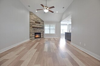 184 Sambar Dr in Clarksville, TN - Building Photo - Building Photo