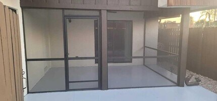 2184 White Pine Cir in Greenacres, FL - Building Photo - Building Photo