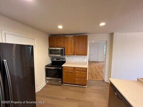 531 W Market St in Scranton, PA - Building Photo - Building Photo
