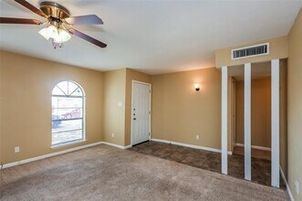 7609 Kingsmill Terrace in Fort Worth, TX - Building Photo - Building Photo