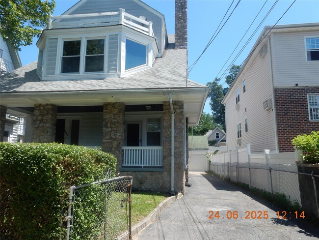 337 S 3rd Ave in Mount Vernon, NY - Building Photo - Building Photo