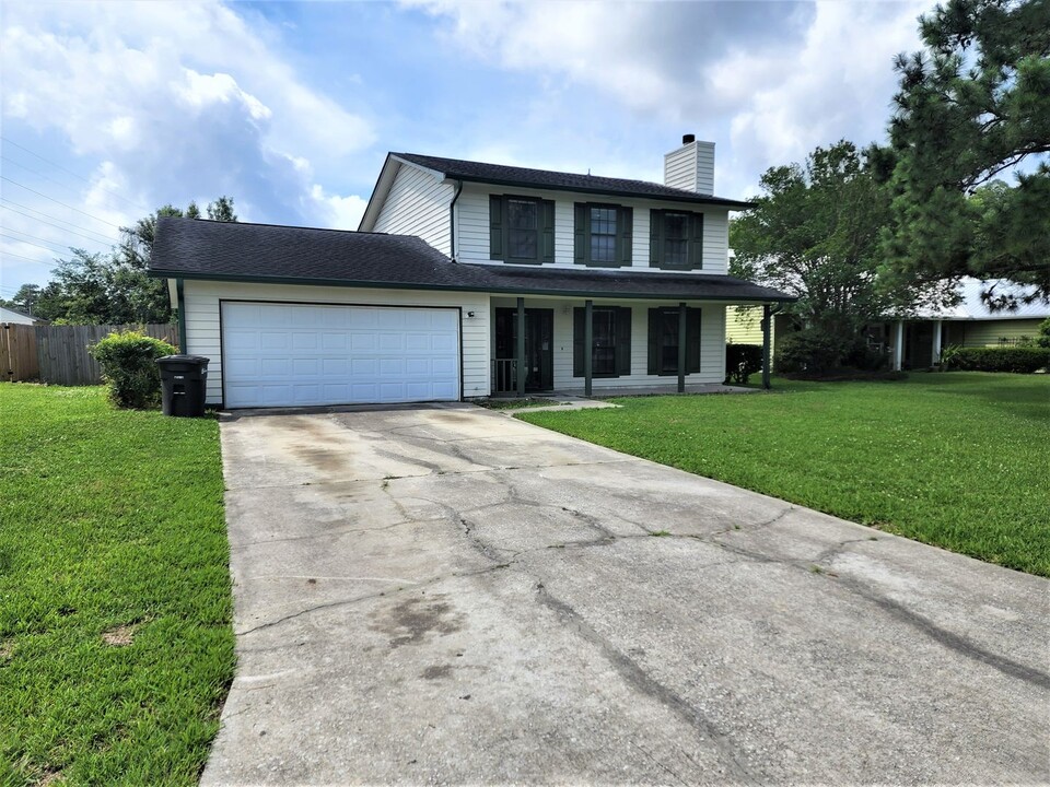 1595 Hidden Bridge Dr in Mount Pleasant, SC - Foto de edificio