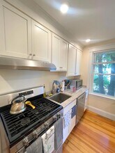 24 Ashland St, Unit 2 in Somerville, MA - Building Photo - Building Photo