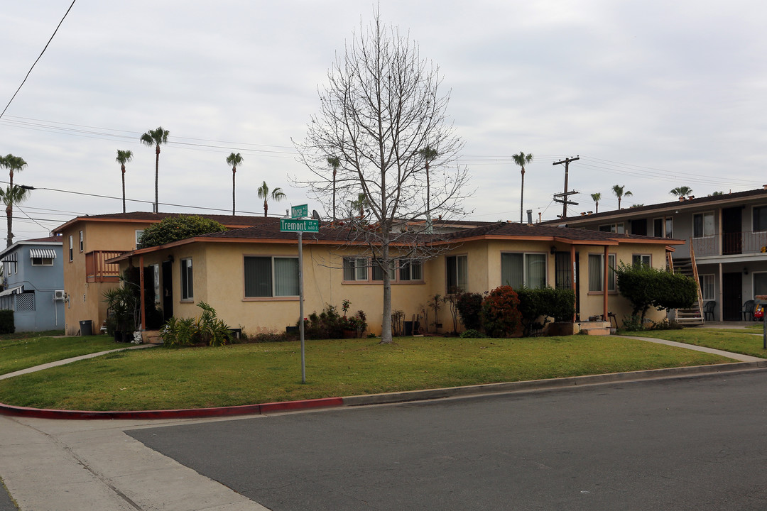 1602-1608 S Tremont St in Oceanside, CA - Building Photo