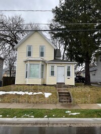 1154 Prospect Ave SE