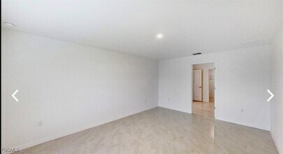 836 Durden Pkwy in Cape Coral, FL - Building Photo - Building Photo