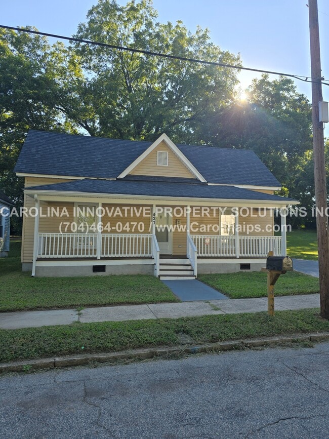 property at 427 E Cemetery St