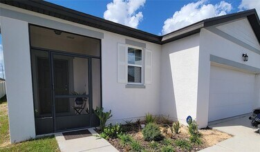 1175 Lycaste Dr in Davenport, FL - Foto de edificio - Building Photo