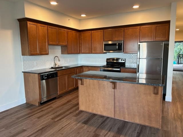 700 N State St in Bellingham, WA - Building Photo - Building Photo