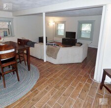 19 South St, Unit B1 in Boston, MA - Foto de edificio - Building Photo