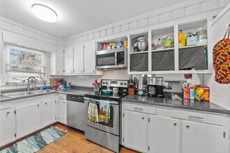 1309 Willow St in Greenville, NC - Building Photo - Building Photo