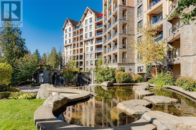 property at 424-1400 Lynburne Pl