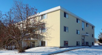 Meadowview Apartments in Edmonton, AB - Building Photo