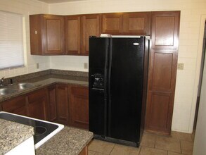 1031 S Carnegie Dr in Tucson, AZ - Building Photo - Building Photo