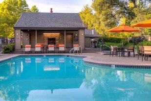 Towpath Village in Napa, CA - Building Photo