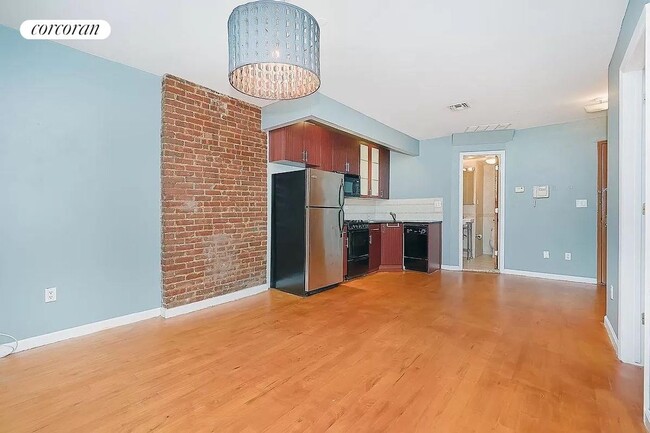 property at 2082 Frederick Douglass Blvd