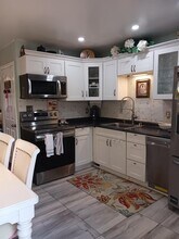 4807 The Plz in Charlotte, NC - Building Photo - Building Photo