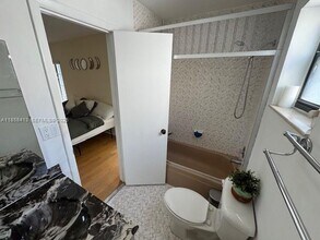 9709 N New River Canal Rd in Plantation, FL - Building Photo - Building Photo