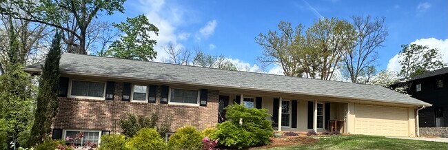 2640 Varner Dr NE in Atlanta, GA - Building Photo - Building Photo