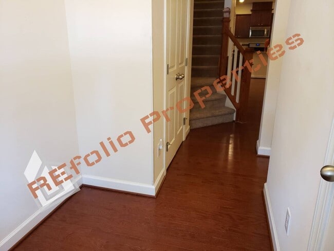 2454 Pecan Ridge Way in Apex, NC - Building Photo - Building Photo