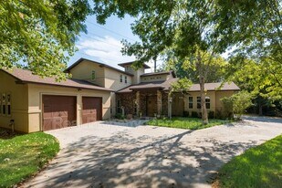 625 Turtledove Ln in Grapevine, TX - Building Photo