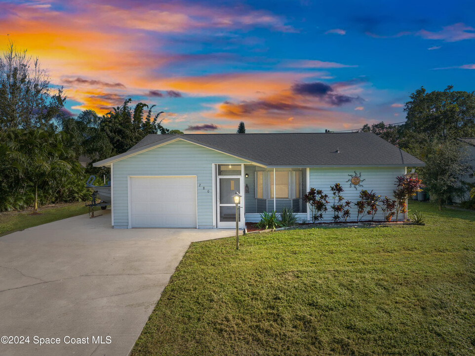 812 Cody Ave in Sebastian, FL - Building Photo