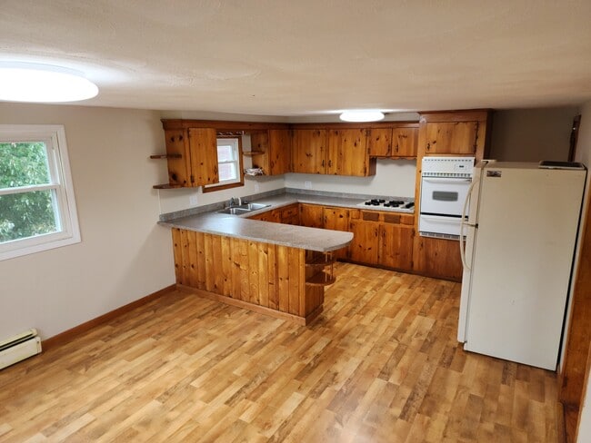601 Zimmer Ave, Unit Apt A