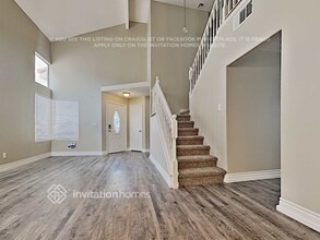 3368 Stacey Lyn Dr in Las Vegas, NV - Foto de edificio - Building Photo