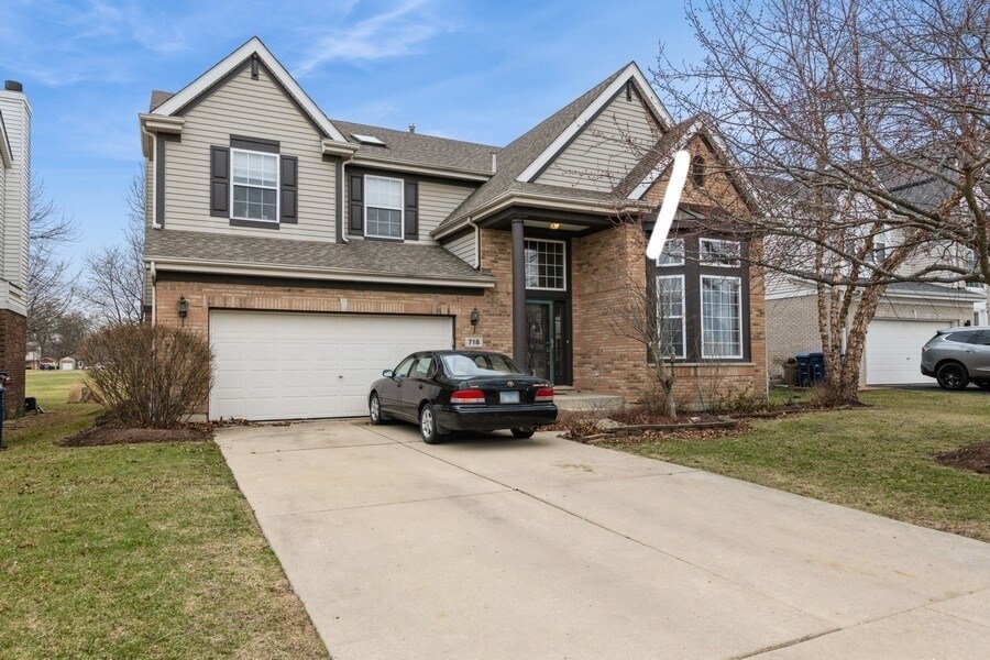 718 Meadow Dr in Des Plaines, IL - Building Photo