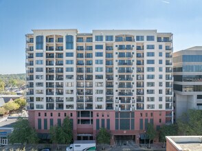 Tennyson Condos in Tallahassee, FL - Foto de edificio - Building Photo