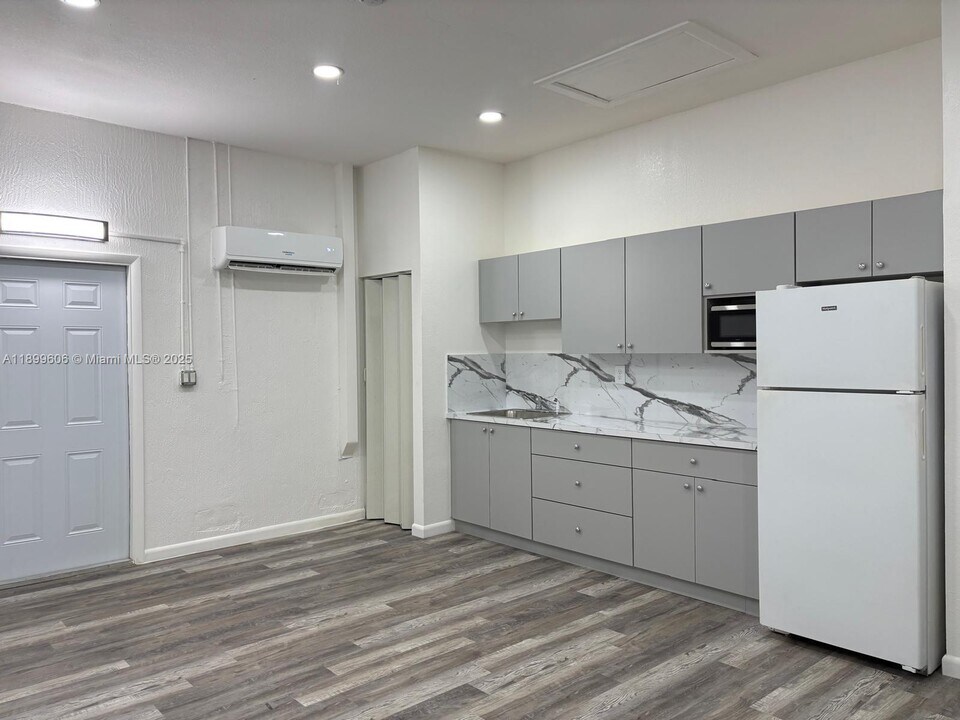 30806 SW 192nd Ave in Homestead, FL - Building Photo