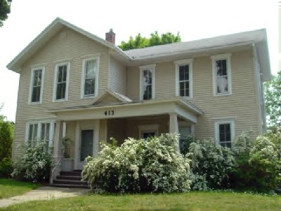 413 First St in Manistee, MI - Building Photo