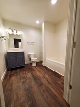 2322 College St in Cedar Falls, IA - Building Photo - Building Photo