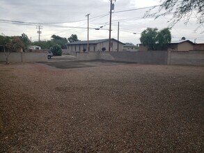 1048 E Edison St in Tucson, AZ - Building Photo - Building Photo